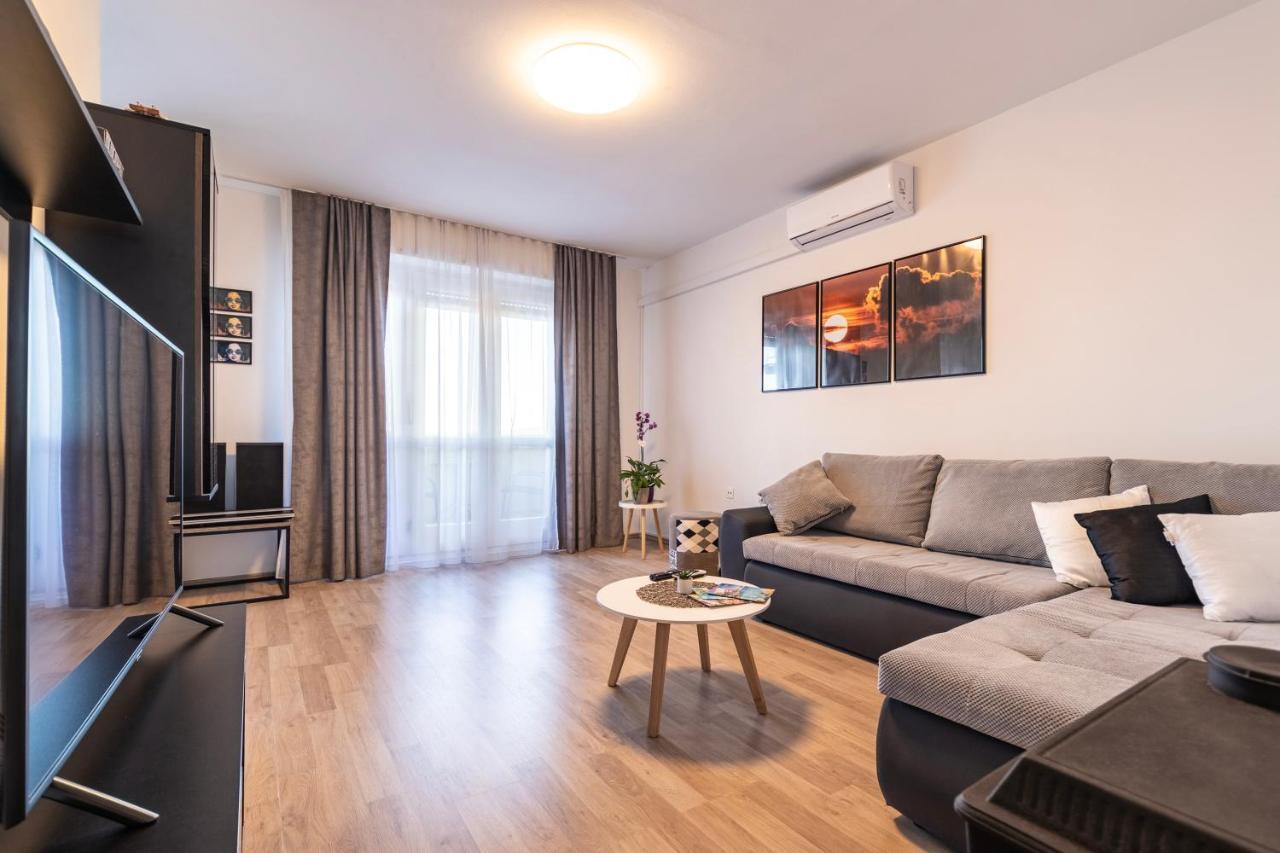 Sunset Apartment